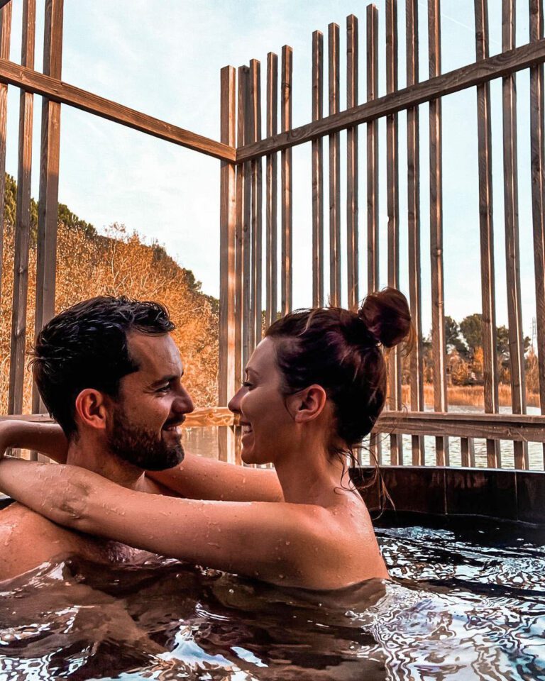 Couple à Coucoo Grands Cépages près d'Avignon en Provence