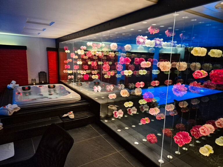 Miroir de la Suite Infiny à Ocove près de Durbuy