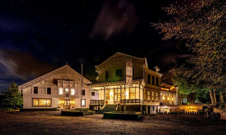 Landgoed Altenbroek de nuit près de Maastricht