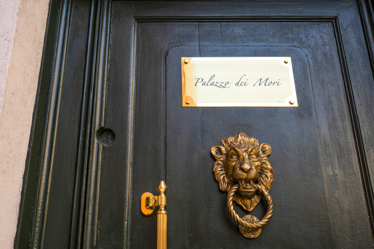 Porte d'entrée de l'hôtel Palazzo dei Mori à Venise