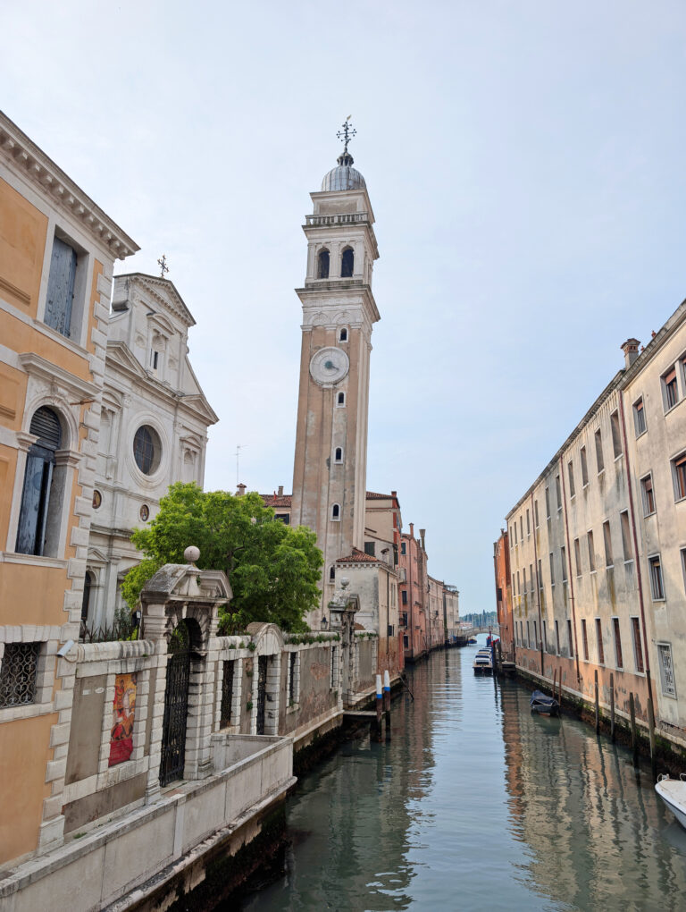 Église San Giorgio dei Greci au Palazzo dei Mori à Venise