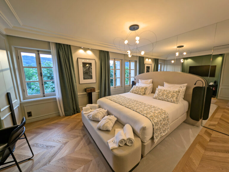 Chambre La Chronographe au château Pimo à Draguignan