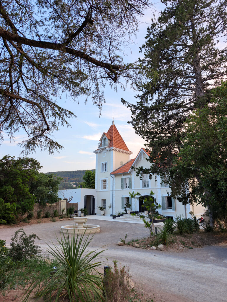 Façade du château Pimo à Draguignan