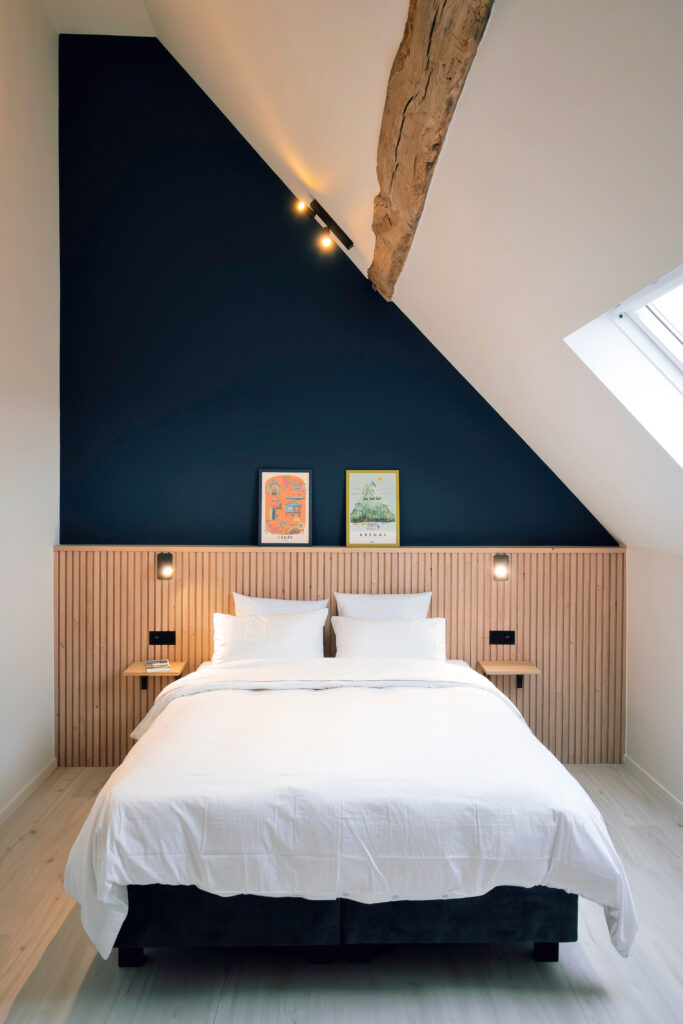 Chambre moderne et épurée à la Ferme de la Gloriette près de Namur